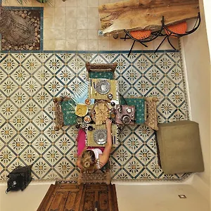 riad-dar-mimount.marrakeshhotelsmorocco.com/